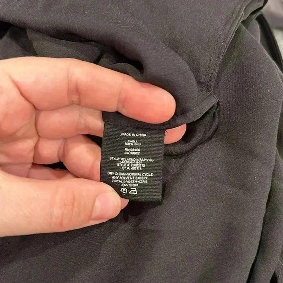 Theory Black Silk Faux Wrap Blouse Top Sleeveless Women Size S - Picture 5 of 5